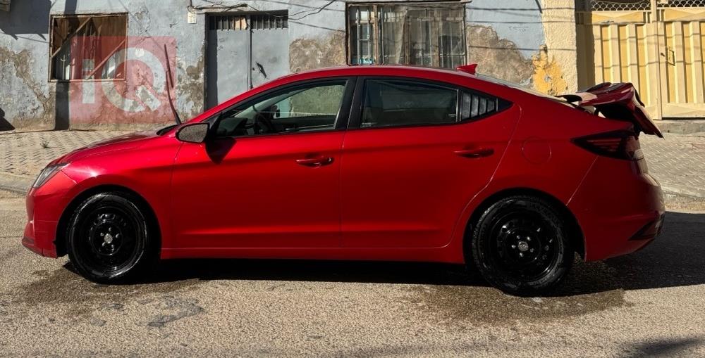 هيونداي النترا